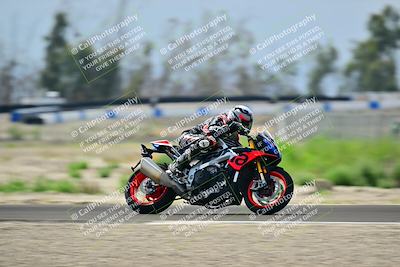 media/Apr-18-2025-TrackDaz (Fri) [[45f5874c44]]/B Group/Session 2 (Turn 7)/